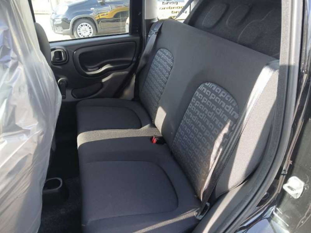 Fiat Panda Cross nuova a Lecce (17)