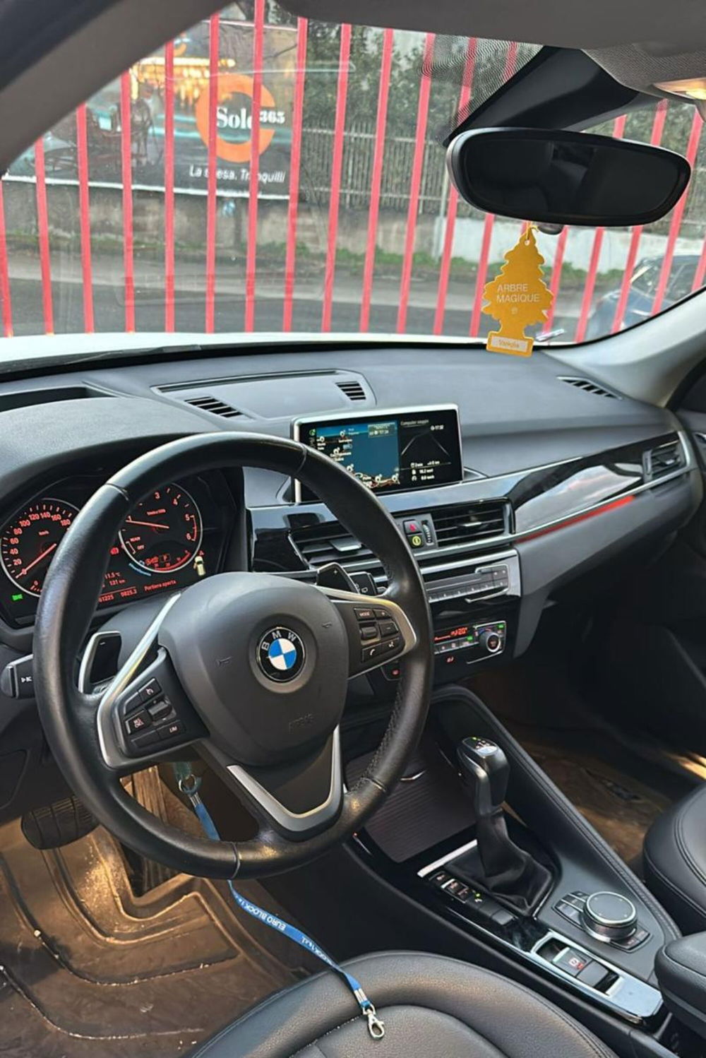 BMW X1 usata a Napoli (12)