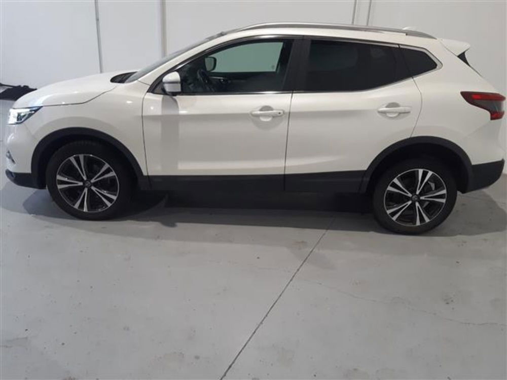 Nissan Qashqai usata a Asti (2)