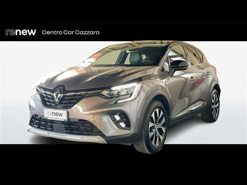 Renault Captur 1.0 tce Techno 90cv del 2024 usata a Saronno