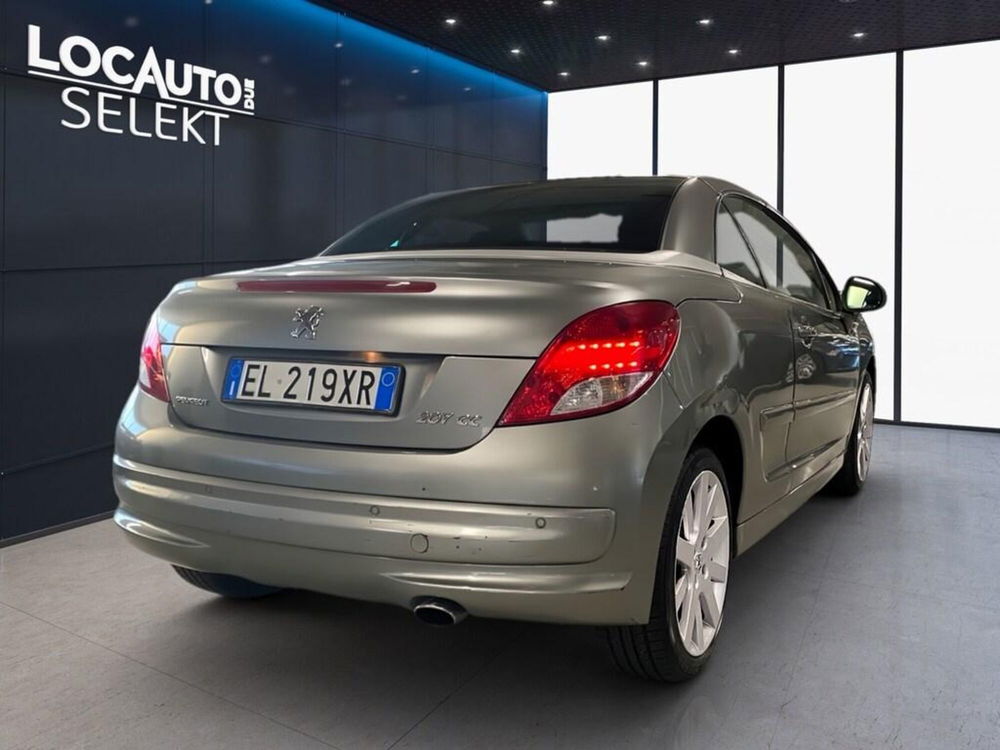 Peugeot 207 Cabrio usata a Torino (2)