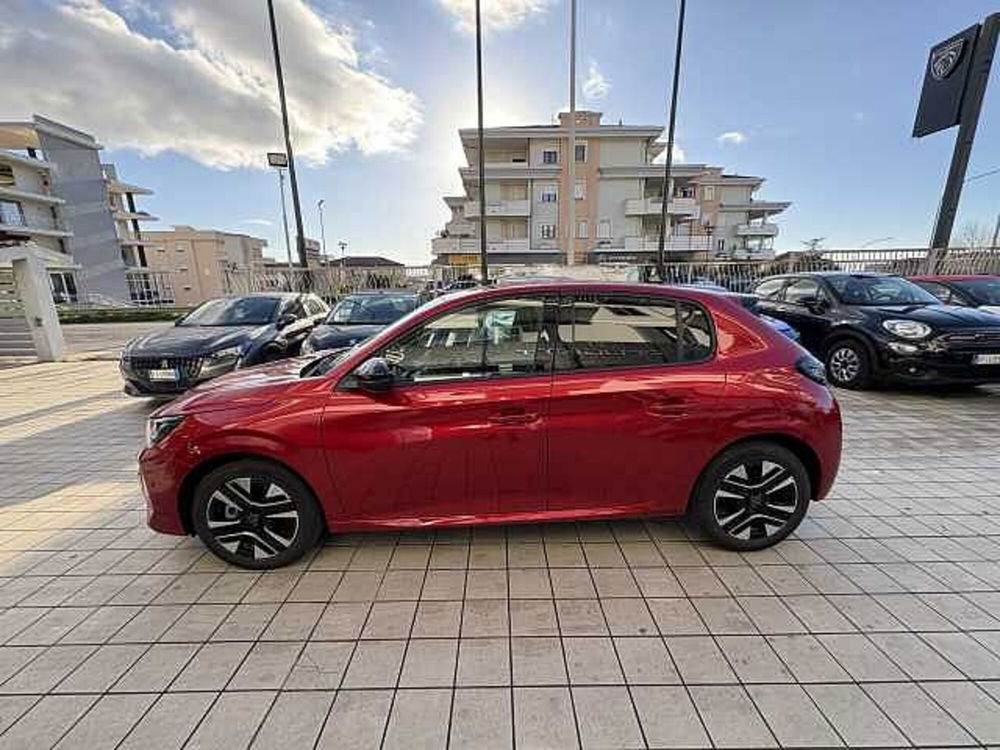 Peugeot 208 nuova a Vibo Valentia (8)