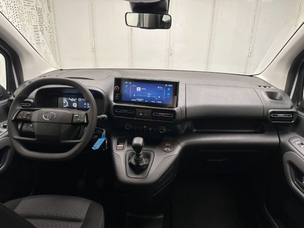 Toyota Proace City Verso nuova a Cuneo (11)