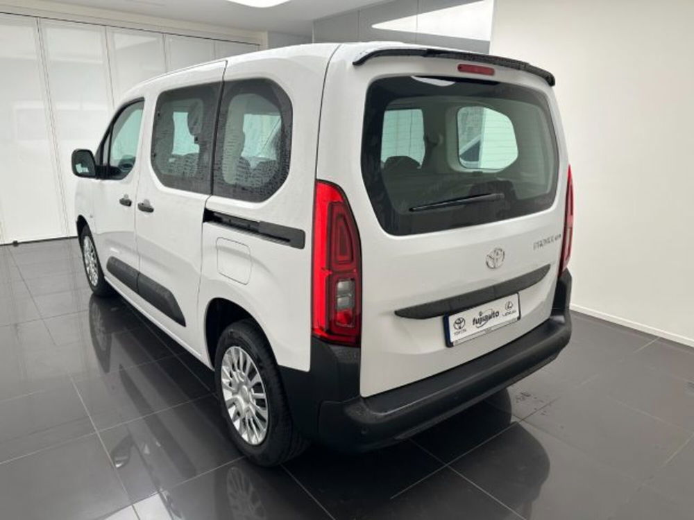 Toyota Proace City Verso nuova a Cuneo (4)