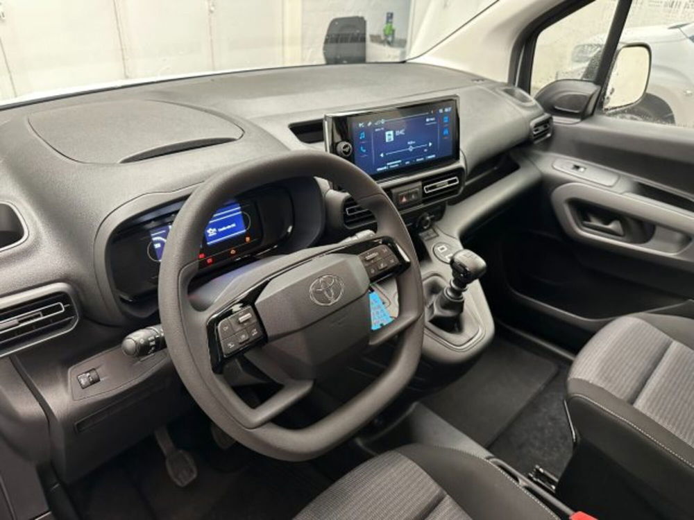 Toyota Proace City Verso nuova a Cuneo (9)