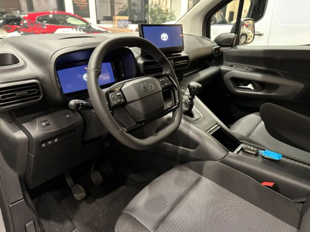 Toyota Proace City Verso nuova a Cuneo (9)