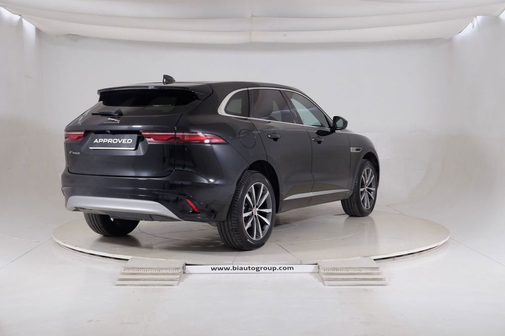 Jaguar F-Pace usata a Torino (2)