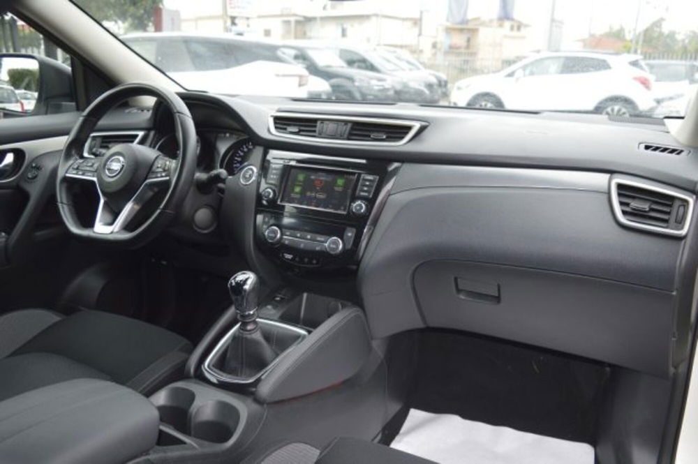 Nissan Qashqai usata a Latina (9)