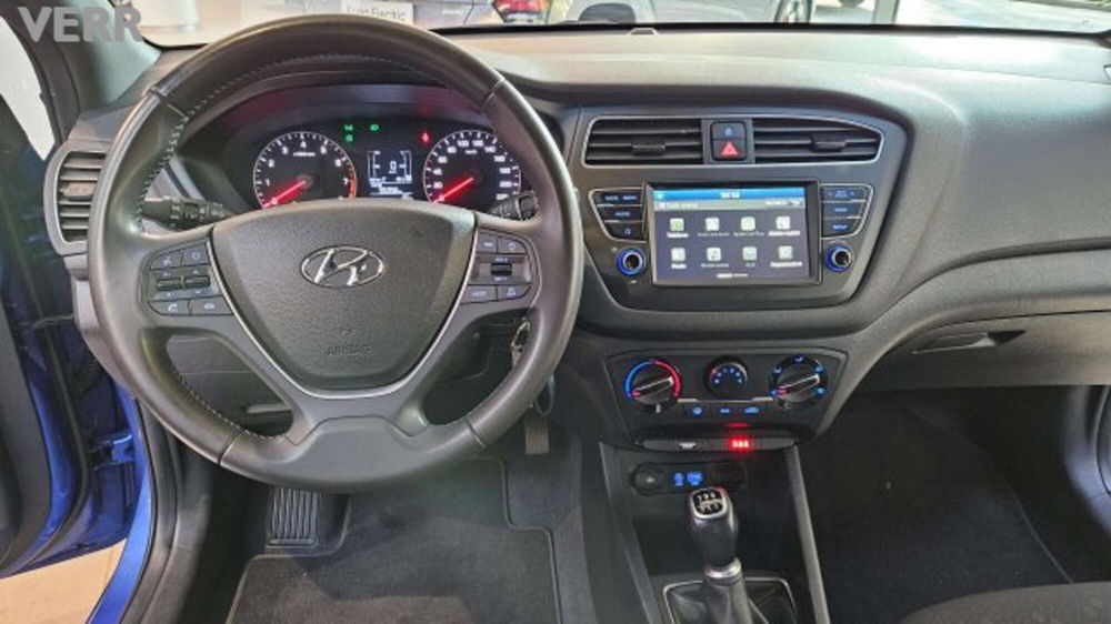 Hyundai i20 usata a Milano (8)