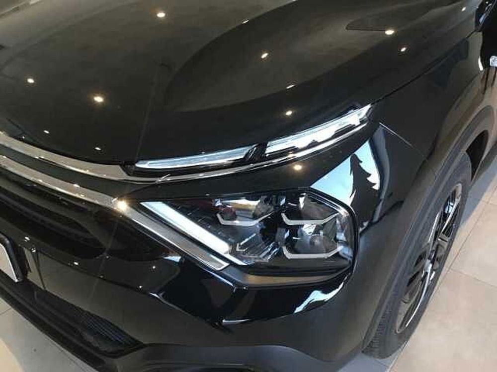 Citroen C4 nuova a Varese (16)