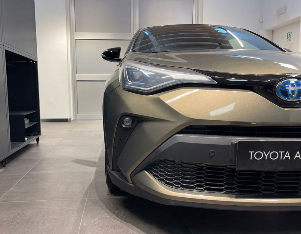 Toyota Toyota C-HR usata a Ferrara (16)