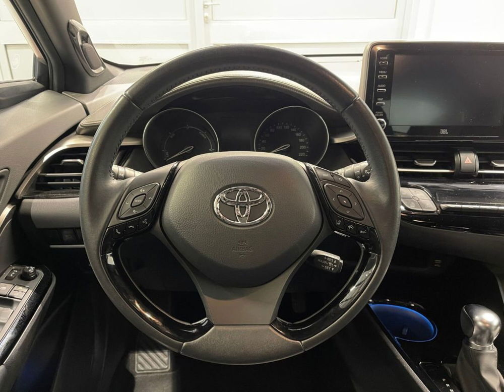 Toyota Toyota C-HR usata a Ferrara (9)