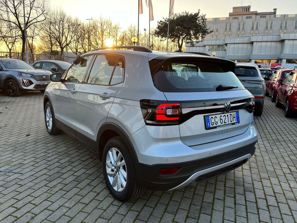 Volkswagen T-Cross usata a Milano (7)