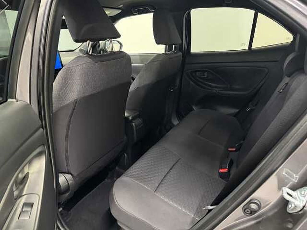 Toyota Yaris Cross nuova a Brescia (9)