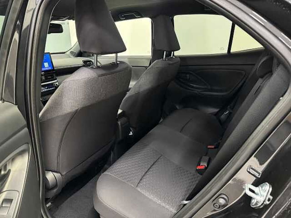 Toyota Yaris Cross nuova a Brescia (11)