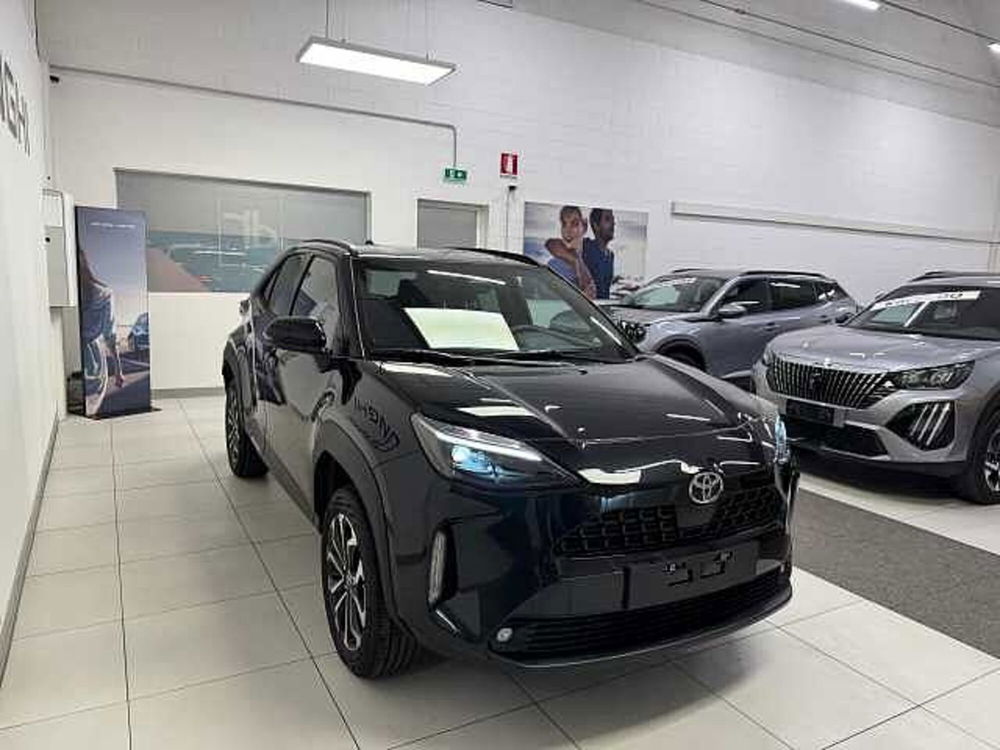 Toyota Yaris Cross nuova a Brescia (2)