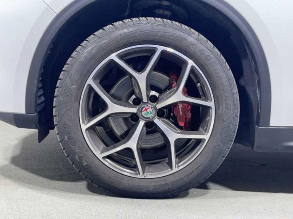 Alfa Romeo Stelvio usata a Sondrio (9)