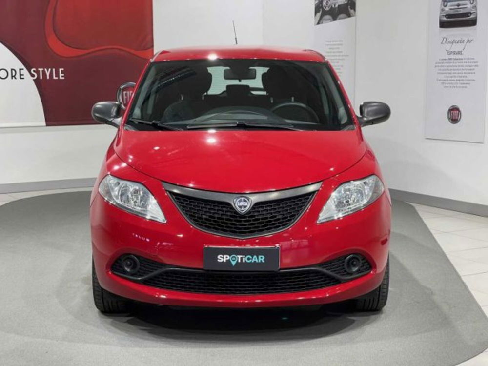 Lancia Ypsilon usata a Sondrio (8)