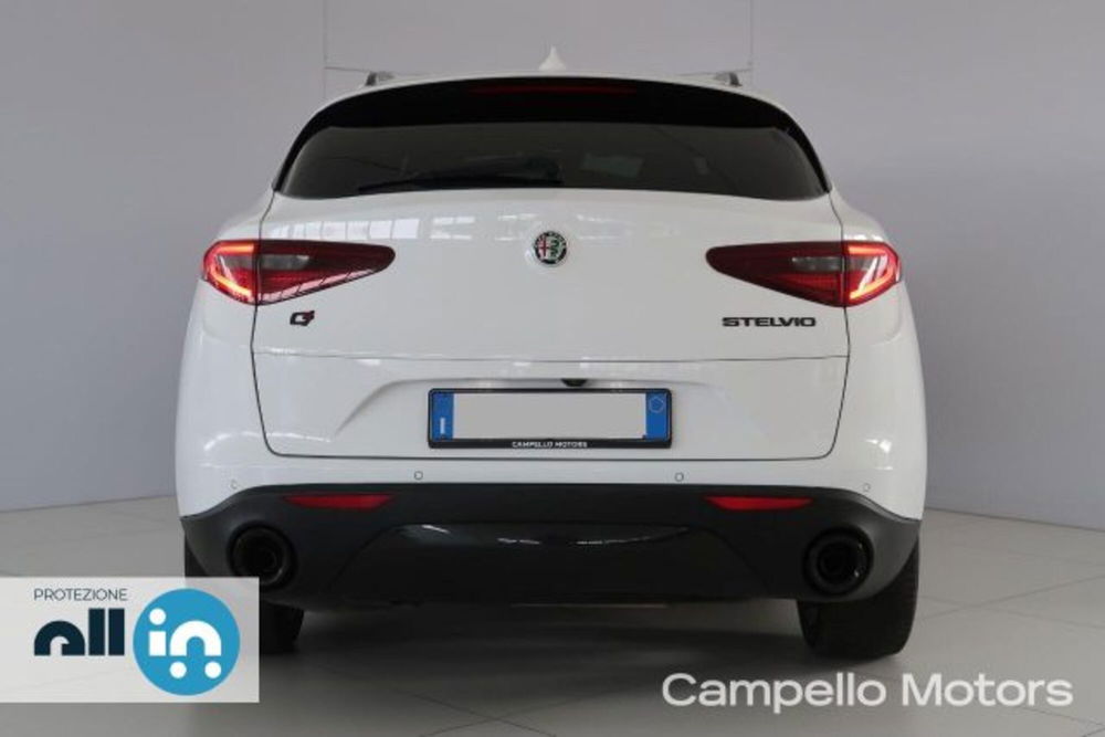 Alfa Romeo Stelvio usata a Venezia (4)