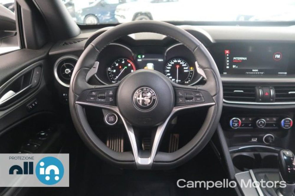 Alfa Romeo Stelvio usata a Venezia (8)