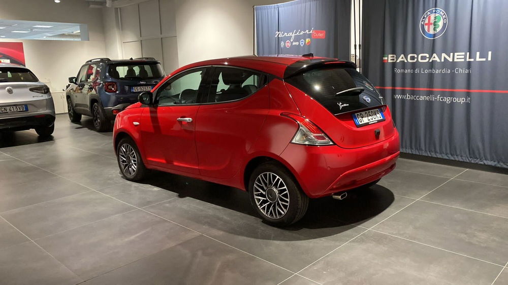 Lancia Ypsilon usata a Bergamo (2)