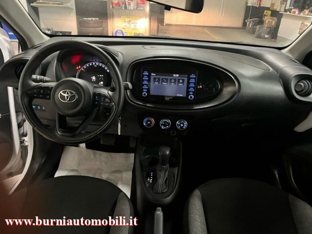 Toyota Aygo X usata a Milano (13)