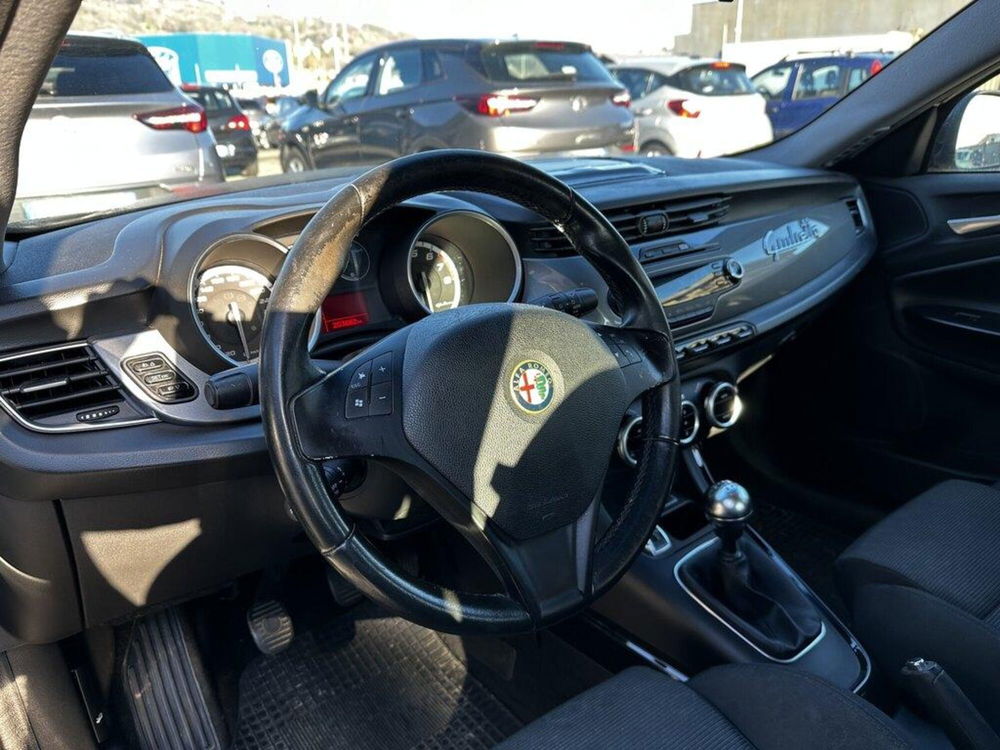 Alfa Romeo Giulietta usata a Torino (7)