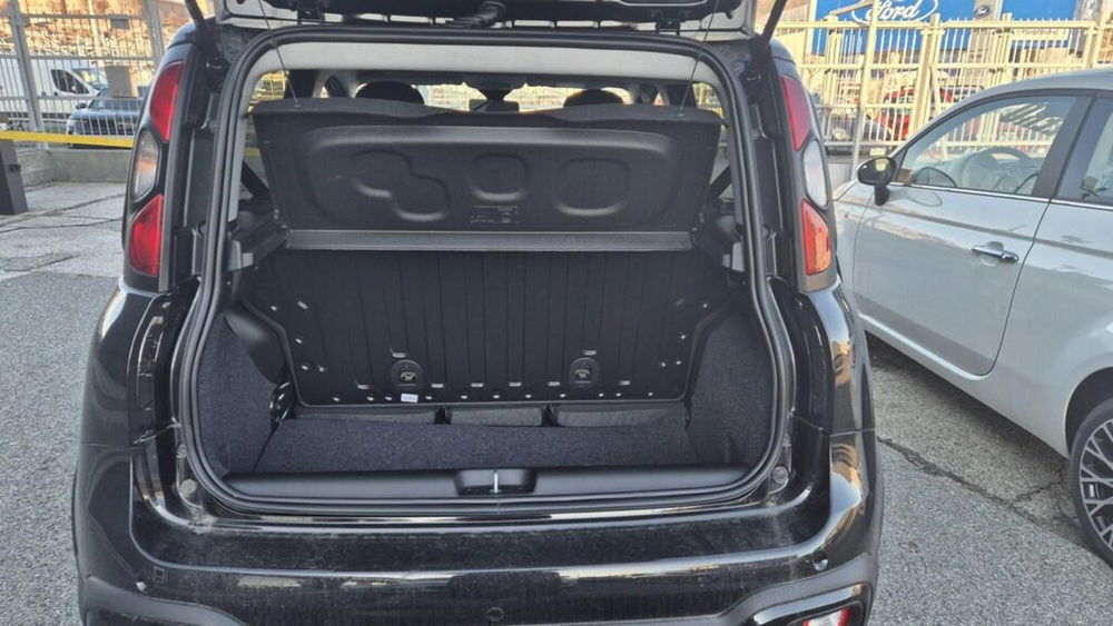 Fiat Panda Cross nuova a Torino (14)