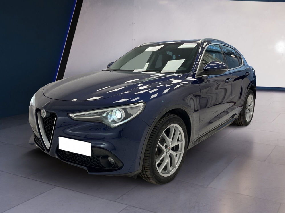 Alfa Romeo Stelvio usata a Torino (3)