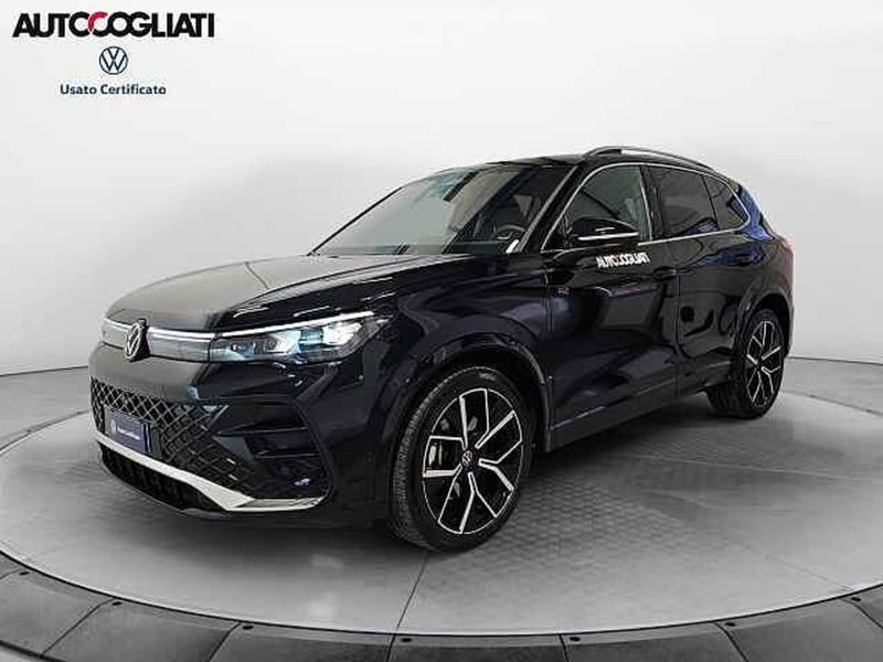 Volkswagen Tiguan 2.0 TDI 150 CV SCR DSG 4MOTION R-Line del 2024 usata a Brivio