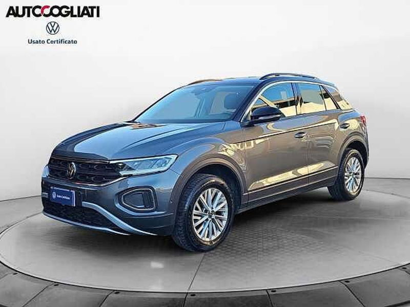 Volkswagen T-Roc 1.5 tsi Life dsg del 2024 usata a Brivio