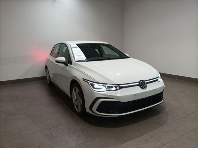 Volkswagen Golf 1.4 GTE DSG Plug-In Hybrid del 2022 usata a Magenta