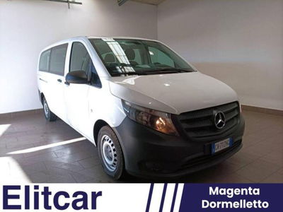 Mercedes-Benz Vito 2.0 114 CDI 4x4 PL Tourer Pro Extra-Long  del 2019 usata a Magenta