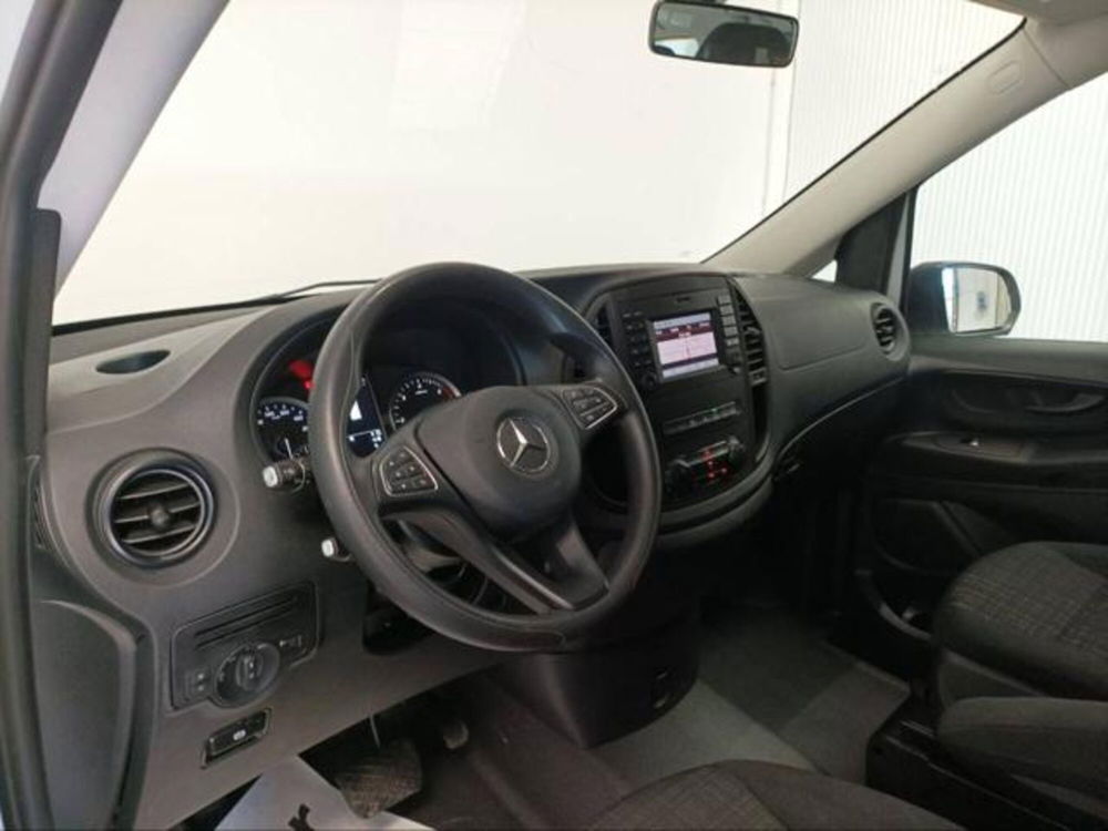 Mercedes-Benz Vito usata a Milano (9)