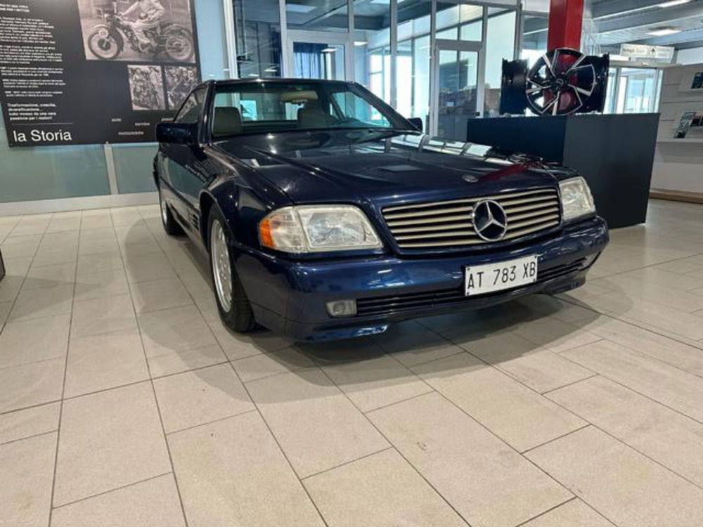 Mercedes-Benz 320 Cabrio usata a Milano (4)