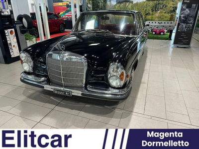 Mercedes-Benz 250 250  del 1966 usata a Magenta