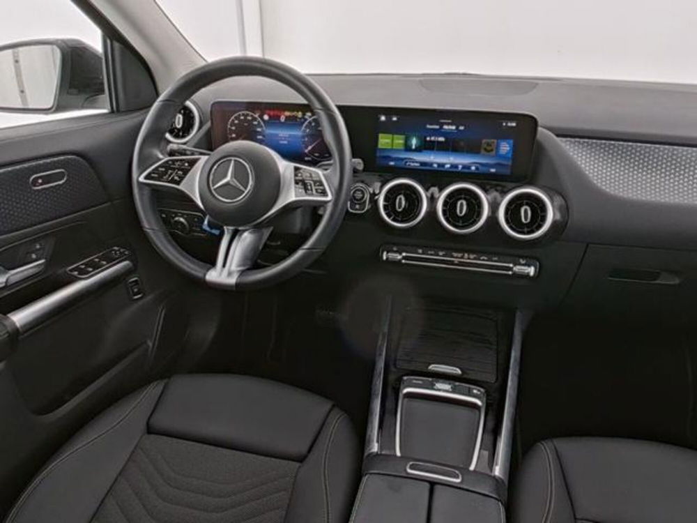 Mercedes-Benz GLA SUV usata a Milano (5)