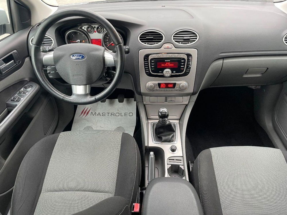 Ford Focus Station Wagon usata a Lecce (20)