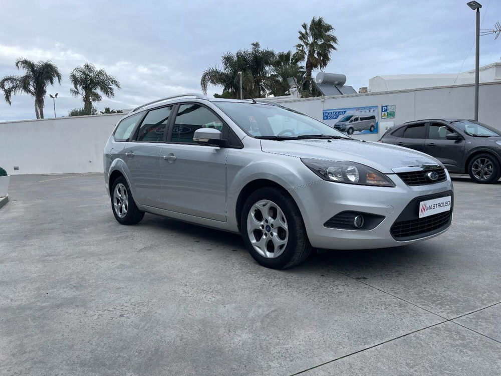 Ford Focus Station Wagon usata a Lecce (9)