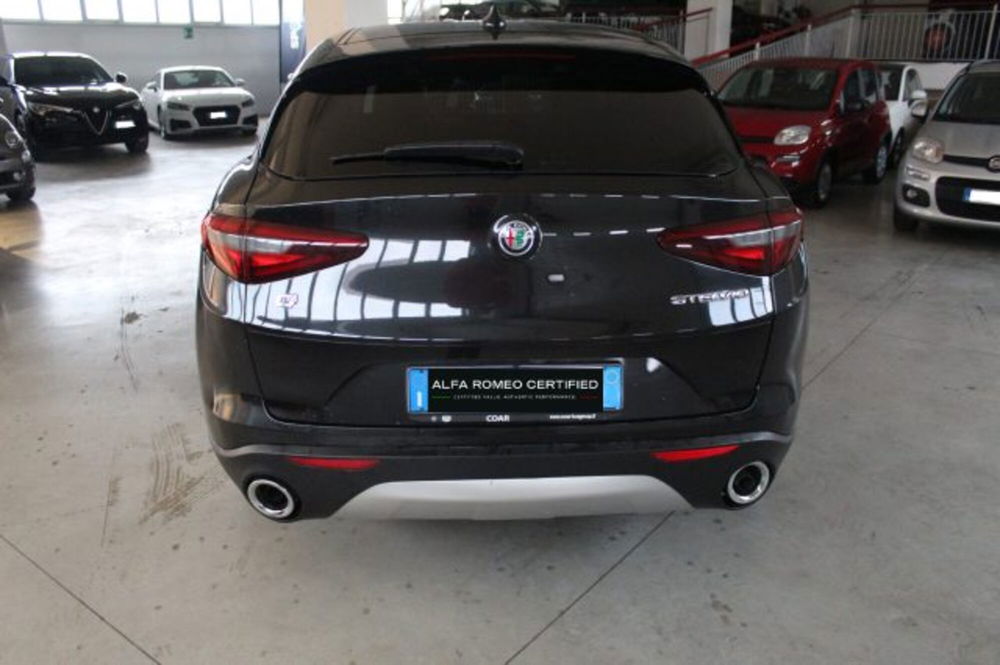 Alfa Romeo Stelvio usata a Terni (5)