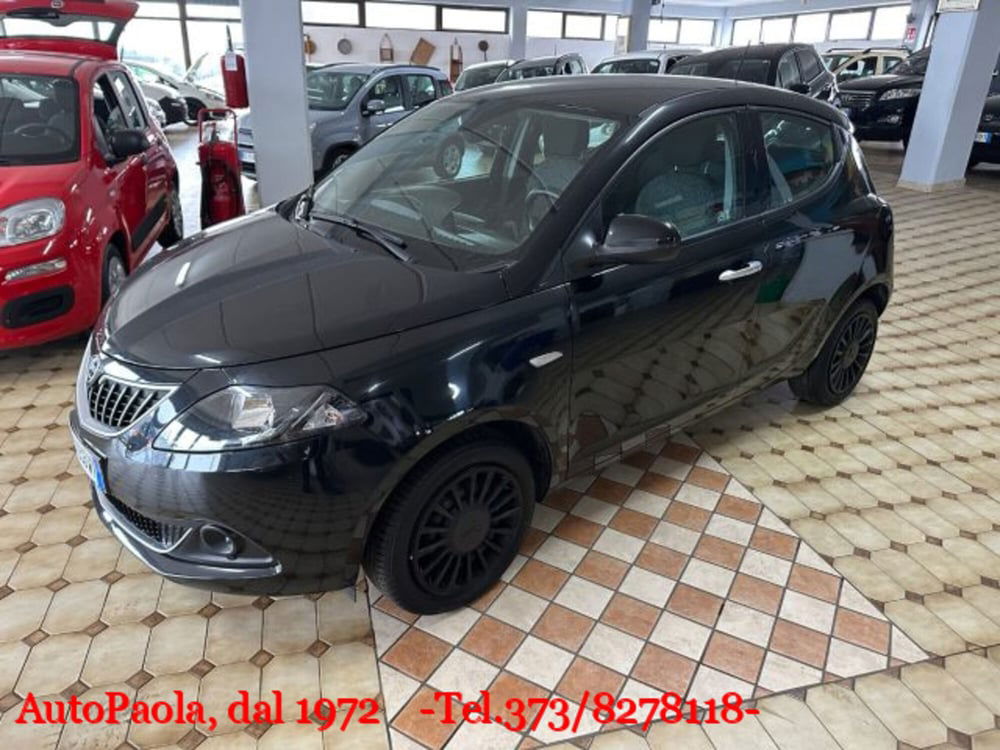 Lancia Ypsilon usata a Verona