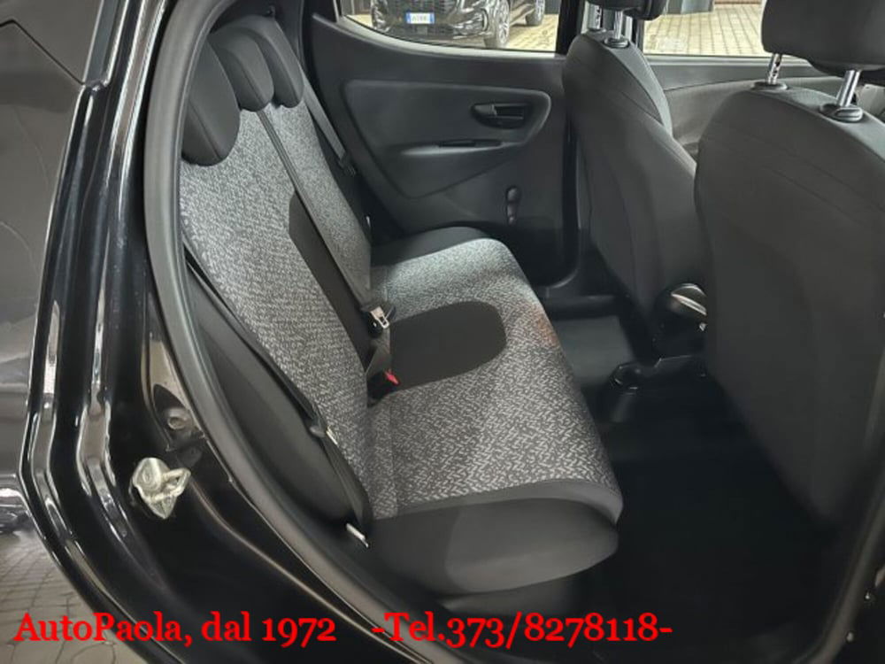 Lancia Ypsilon usata a Verona (8)