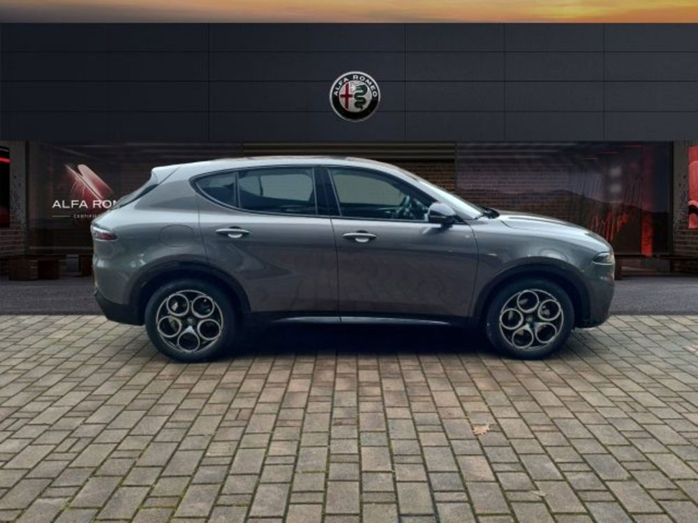 Alfa Romeo Tonale nuova a Monza e Brianza (4)