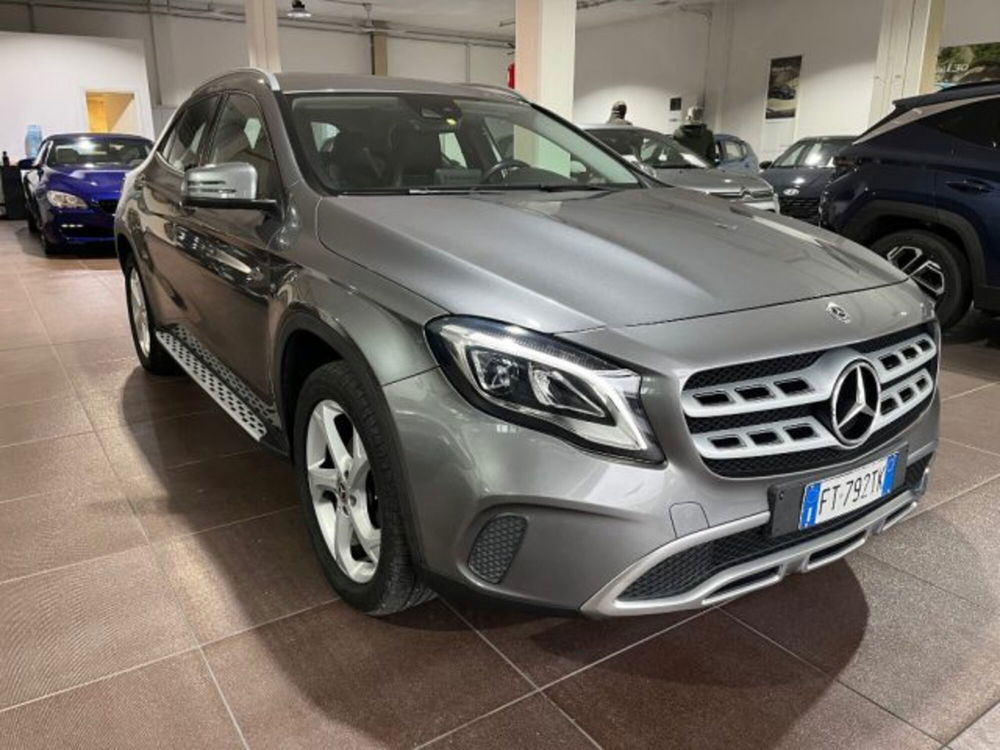 Mercedes-Benz GLA SUV usata a Modena (3)