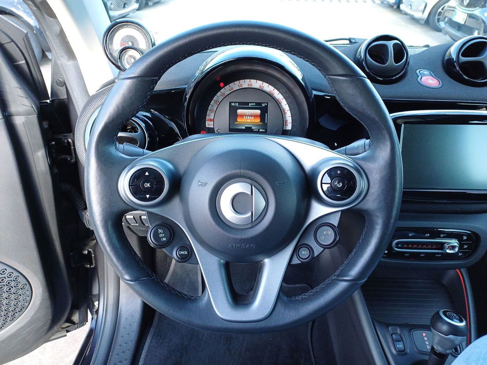 smart Fortwo usata a Genova (14)