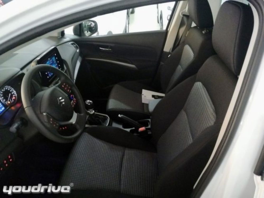 Suzuki S-Cross nuova a Napoli (8)