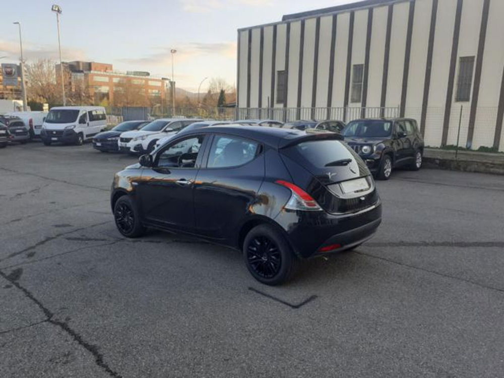 Lancia Ypsilon usata a Firenze (7)