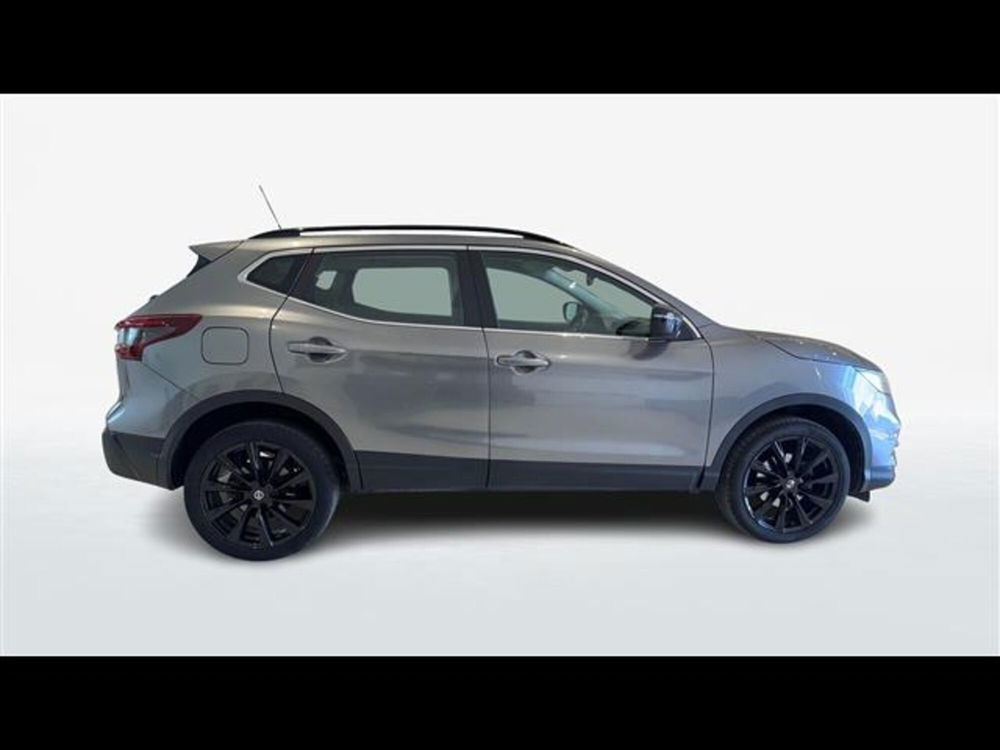 Nissan Qashqai usata a Viterbo (3)