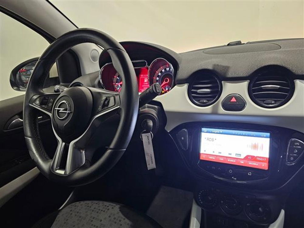 Opel Adam usata a Palermo (13)