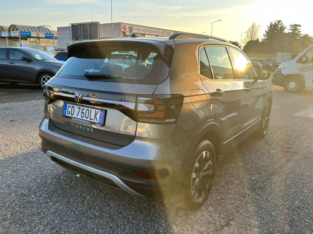 Volkswagen T-Cross usata a Milano (7)